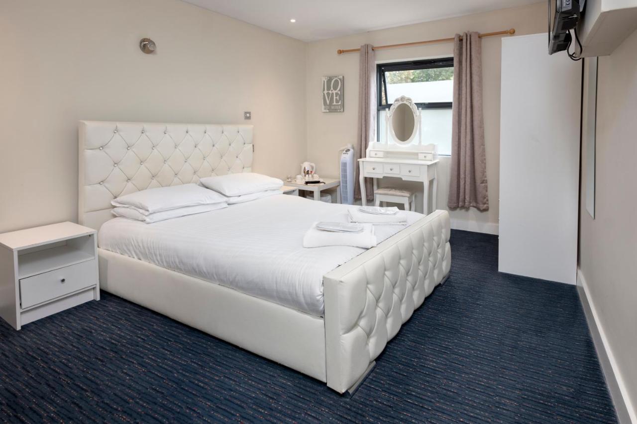 The R Inn Hotel Desborough Luaran gambar
